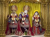 Shri Harikrishna Maharaj, Bhagwan Shri Krishna and Shri Radhaji